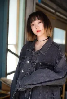 🦋 af3bcfdb ผู้หญิง, ผู้หญิง, ภาพเหมือน, บุคคล, เสื้อแจ็คเก็ต, แฟชั่น telegram sticker