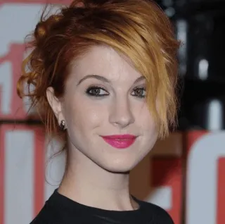 🌀 3f2f4c0b Hayley Williams 音乐人, 歌手, Paramore, 红发, 流行朋克, 名人 telegram sticker