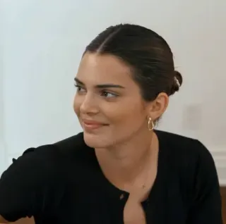 🤍 8412a3d8 Kendall Jenner 유명인, 모델, 패션, 사람, 여자, 미 telegram sticker