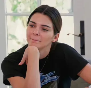 ✨ 33889880 Kendall Jenner Кендалл Дженнер, Модель, Человек, Знаменитость, Женщина whatsapp sticker