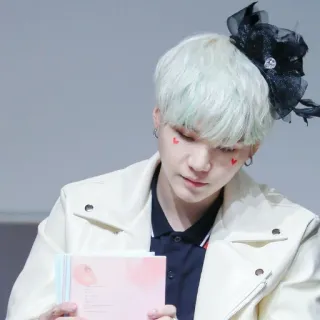 🍃 309d197b Suga K-pop, cantante, Min Yoongi, BTS whatsapp sticker