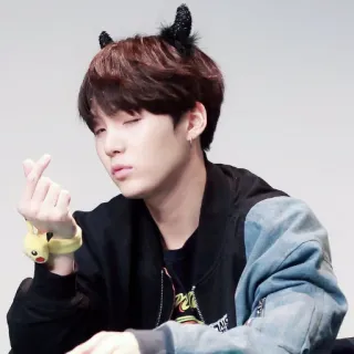 🍃 4de5cf15 hombre, kpop, idol, persona, coreano, lindo whatsapp sticker