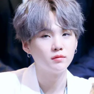 🍃 6c136e05 Suga kpop, bts, suga, min yoongi, cantante, ídolo whatsapp sticker