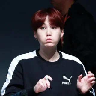 🍂 8c950ce8 persona, retrato, kpop, min yoongi, suga, puma whatsapp sticker