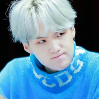 🍃 b44e1e76 Suga kpop, bts, idol, suga, cantante, min yoongi whatsapp sticker