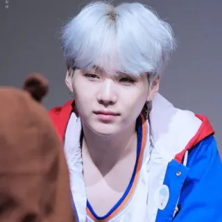 🍂 bf3acf07 Suga K-pop, cantante, ídolo, Min Yoongi, BTS, celebridad, música whatsapp sticker