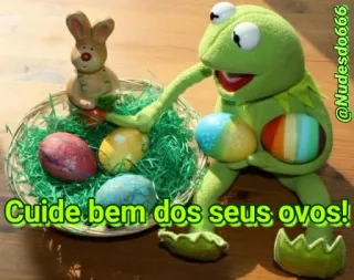🥚 b86d905a Kermit Cuide bem dos seus ovos! Kermit de kikker, Pasen, eieren, konijn, cartoon telegram sticker
