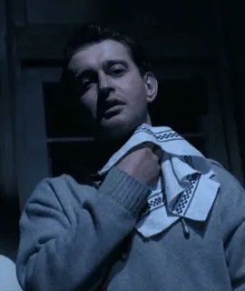 🤩 5ca49da2 mężczyzna, ręcznik, wewnątrz, portret, osoba telegram sticker