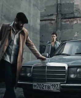 🤩 8c7a2533 M702TB 197 mężczyzna, samochód, pojazd, ulica, auto telegram sticker