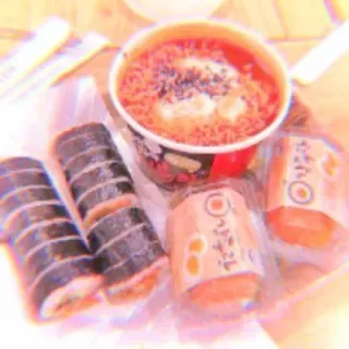 🍥 3e1cd28d Kimbap, Ramen, Jedzenie, Azjatyckie jedzenie, Przekąska whatsapp sticker