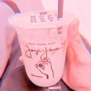 🍥 fdc8b563 KOPI DARI HATI Jonji Jiwa kawa, napój, drink, Kopi Dari Hati, Jonji Jiwa, filiżanka kawy, kawiarnia whatsapp sticker