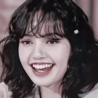 🐾 8c475aca Lisa Lisa, K-pop, Blackpink, piosenkarka, Idol telegram sticker