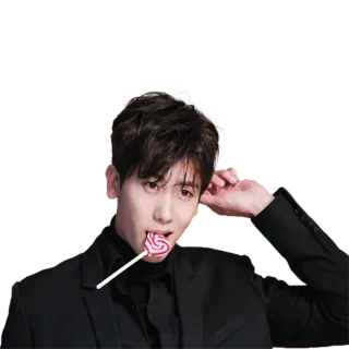 🍭 3bc811f7 男人, 棒棒糖, 韩国, 演员, 帅哥, 西装 whatsapp sticker