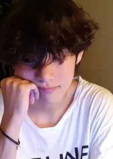 🐺 57040a5c คน, ผู้ชาย, ภาพเหมือน, เซลฟี่, kpop, ผู้ชาย telegram sticker