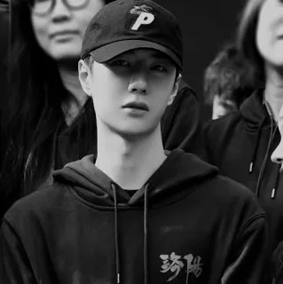 🥀 7cb860f8 珍暘 pessoa, asiático, monocromático, retrato, adolescente, jovem telegram sticker