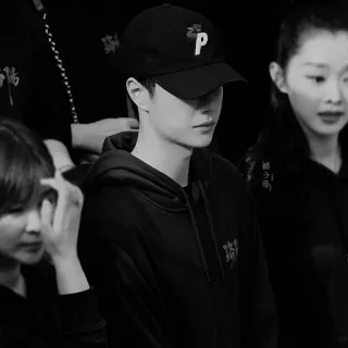 🥀 f5766f1b telegram sticker