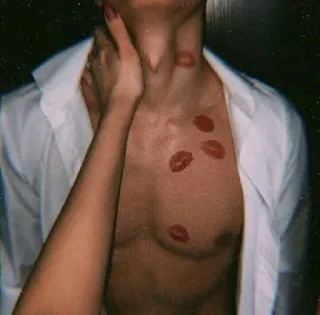 💋 2d2b872f dấu hôn, riêng tư, cổ, lãng mạn, gợi cảm, da telegram sticker