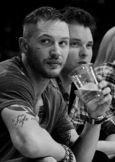 😐 4f447475 Fight on tom hardy, diễn viên, người nổi tiếng, hình xăm, nam, chân dung telegram sticker