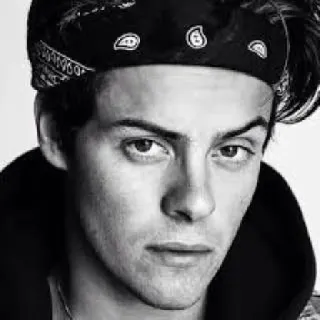 😐 55b176b1 telegram sticker