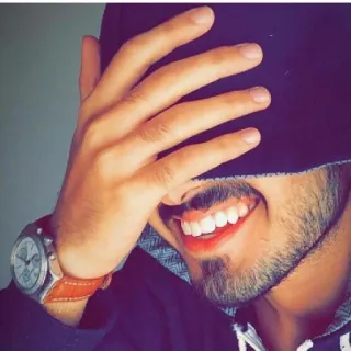 😆 aa073e51 người đàn ông, râu, nụ cười, người, đồng hồ, áo hoodie telegram sticker