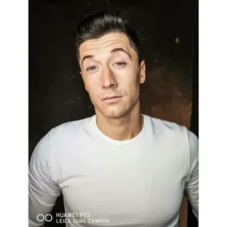 😳 159637aa HUAWEI P10
LEICA DUAL CAMERA telegram sticker