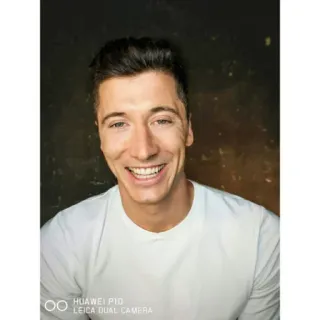 😂 524650e0 Robert Lewandowski sepak bola, sepak bola, olahraga, atlet, potret, pria, tersenyum telegram sticker