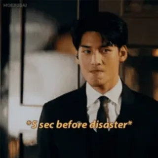 🔥 fcedf8ce *5 sec before disaster* disastro, uomo, completo, attesa, meme telegram sticker