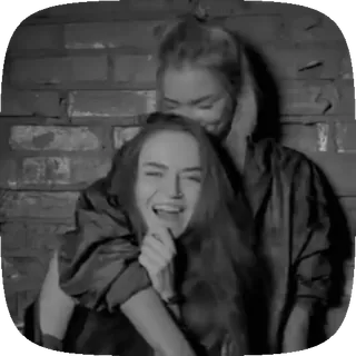 📼 b040ee06 女性, 朋友, 笑声, 砖墙, 友谊, 女孩 whatsapp sticker