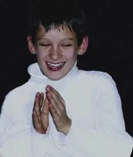 😃 5a135a9e 孩子, 微笑, 男孩, 年轻 telegram sticker