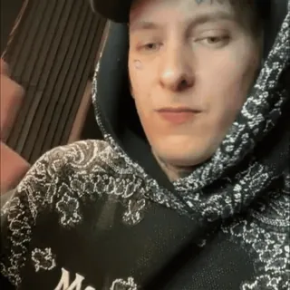 🥴 d90b95a4 telegram sticker