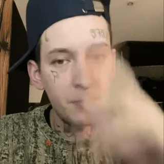 🙏 58617693 人物, 男人, 肖像, 帽子, 面部纹身 telegram sticker