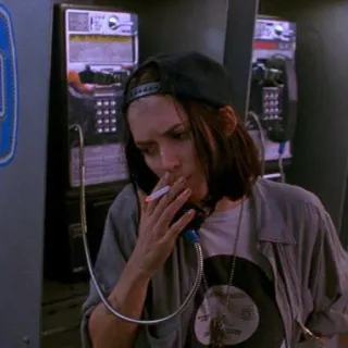 🗿 98fd22cb Rauchen, Frau, Zigarette, Telefonzelle, Freizeitkleidung telegram sticker