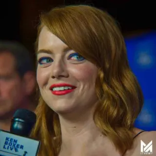 🗿 f24508d0 Emma Stone KEN BOXER LIVE Schauspielerin, Frau, Porträt, Promi, rote Haare, Lächeln telegram sticker