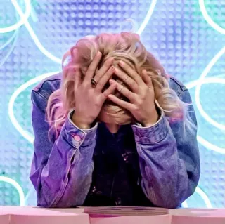 🤦‍♀️ 52f402d8 슬픈, 여자, 금발, 머리를 감싸다, 화난 telegram sticker