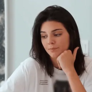 ☕️ 917b0c45 Kendall Jenner orang, wanita, model, selebriti, potret whatsapp sticker