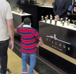 ✋ f2e09ef3 SILLAGE
PARFUM parfum, luxury, fragrance, shop, perfume telegram sticker