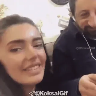 😘 32f7f3e7 telegram sticker