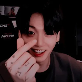🎡 fea8bb70 Jungkook ARMY kpop, idol, chanteur, tatouage, army, coeur avec les doigts, homme telegram sticker