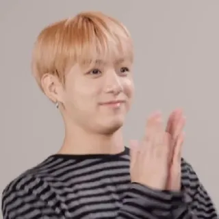 🍃 34b1f75f человек, улыбка, портрет, kpop whatsapp sticker