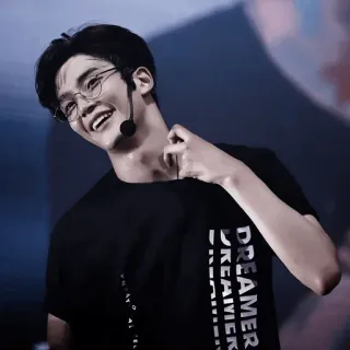 🗝 1cdb649d DREAMER kpop, นักร้อง, นักแสดง, แว่นตา whatsapp sticker