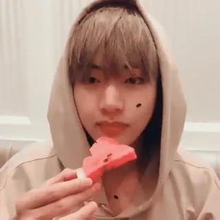 🍉 4c07ce5d persona, sudadera con capucha, sandía, comida, snack, fruta, coreano telegram sticker