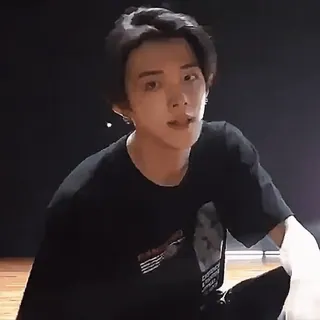 ✌️ f3d48134 telegram sticker