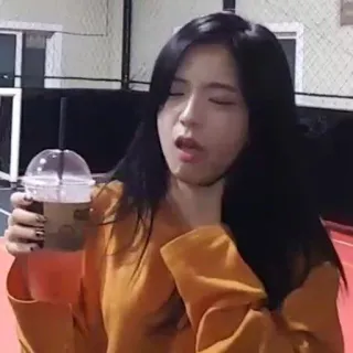 😵 7ce11c21 wanita, minuman, beverage, potret, asia, orang, muda, ekspresi wajah telegram sticker