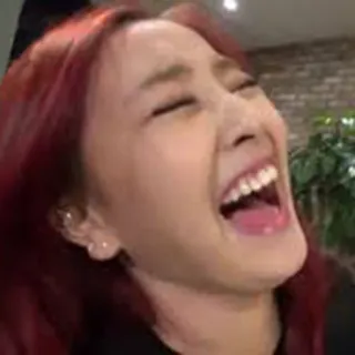 😆 e1f8fae5 wanita, rambut merah, tertawa, senyum, bahagia, orang, wajah, asia telegram sticker