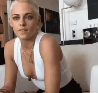 😳 637cc855 Kristen Stewart 名人, 女演员, 肖像, 女性 telegram sticker