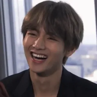 🤣 a4ac14c2 V kpop, 아이돌, bts, 뷔, 태형 telegram sticker