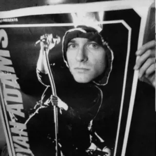 🤨 35271166 Ryan Adams zanger, muzikant, poster, zwart-wit, concert telegram sticker