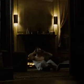 💪 55a0db88 người đàn ông, tập thể dục, gập bụng, trong nhà, thể dục, cơ bụng telegram sticker