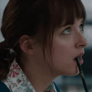 🗽 8f34675e GREY phụ nữ, bút chì, xám telegram sticker