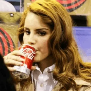 😐 564176a6 Lana Del Rey Lana Del Rey, chanteuse, célébrité, Coca-Cola, soda whatsapp sticker